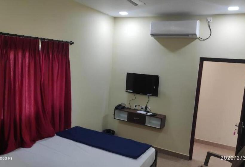 Dream Stay Guest House Pondicherry Exterior photo